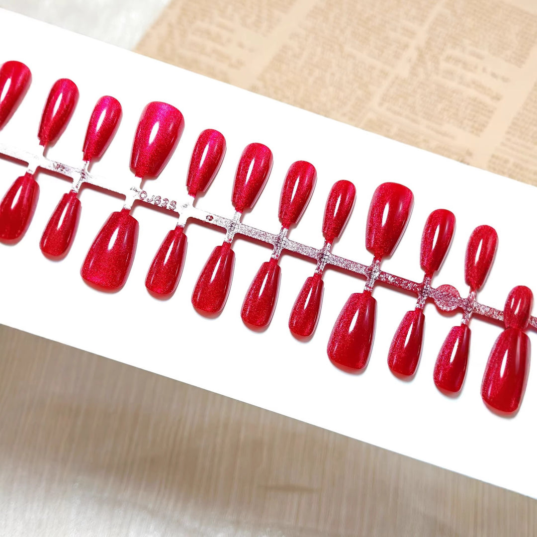 Artificial nails with shimmering effect Kalsten