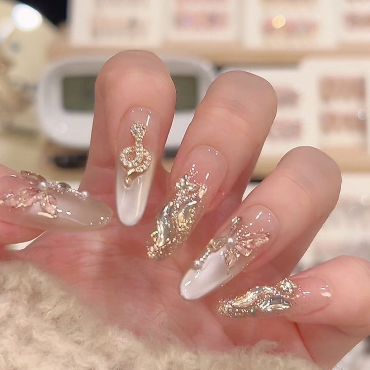 3D Embellished Press-On Nail Art Set Kalsten