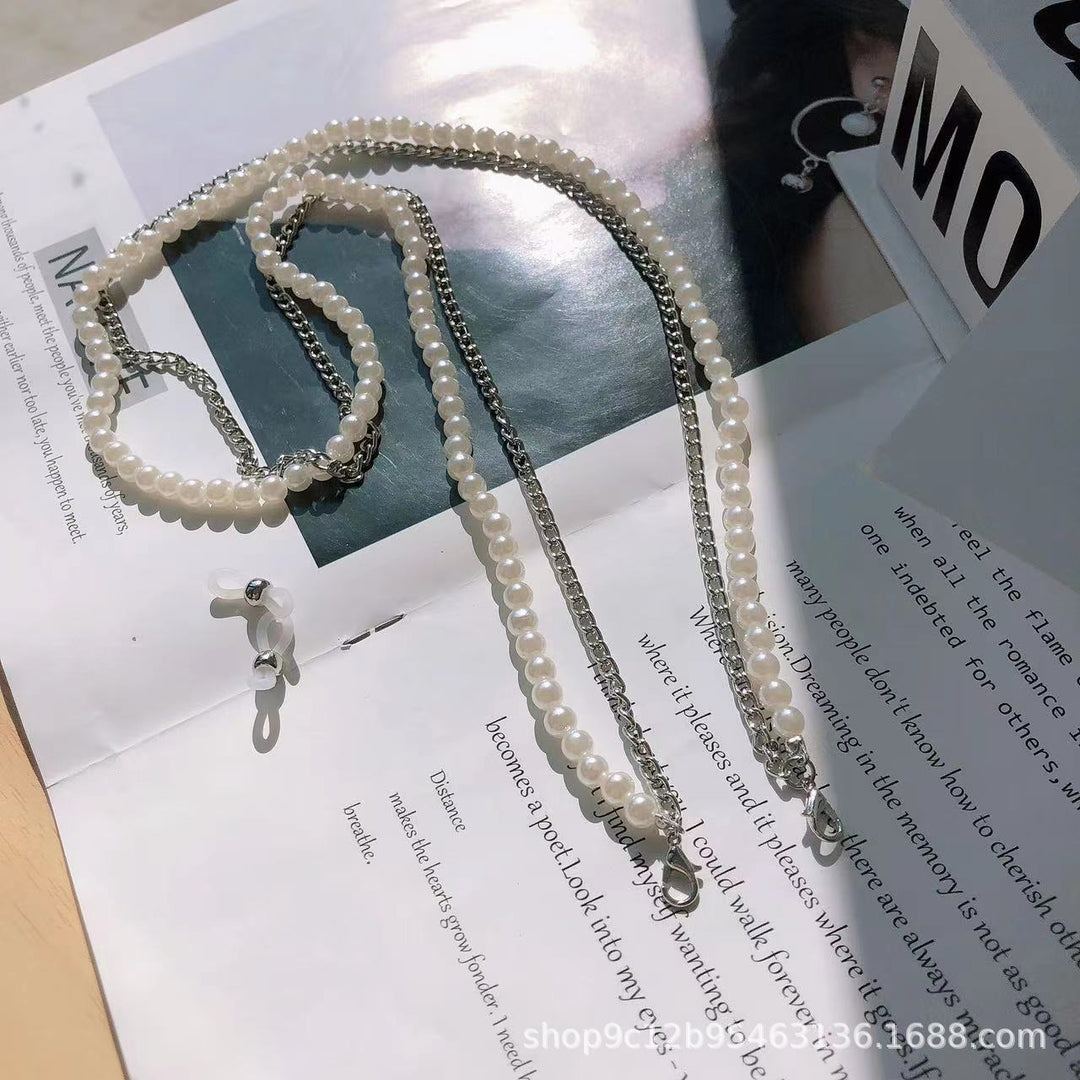 Elegant Pearl and Chain Reading Glasses Holder Kalsten