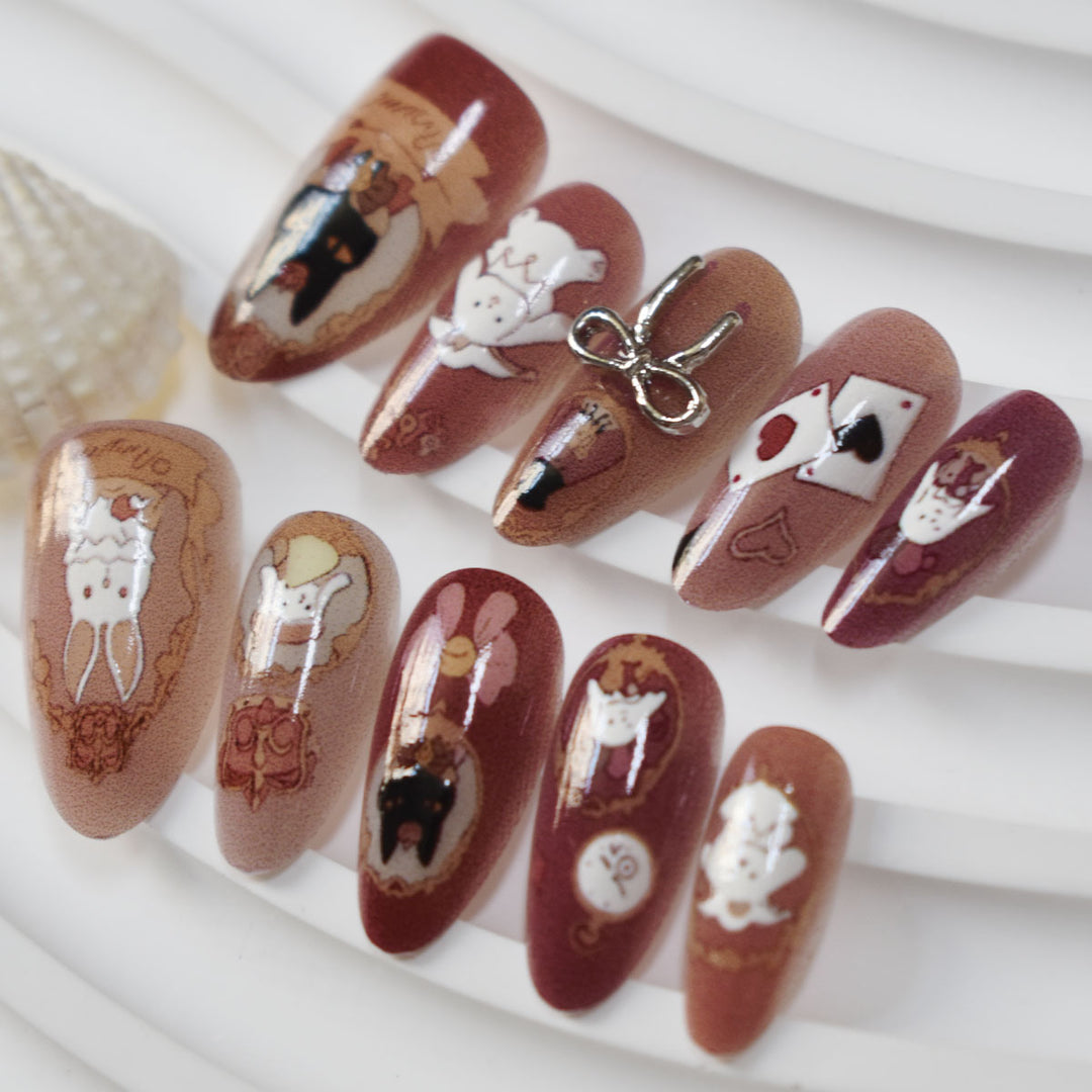 Whimsical Character-Themed Press-On Nail Art Kalsten
