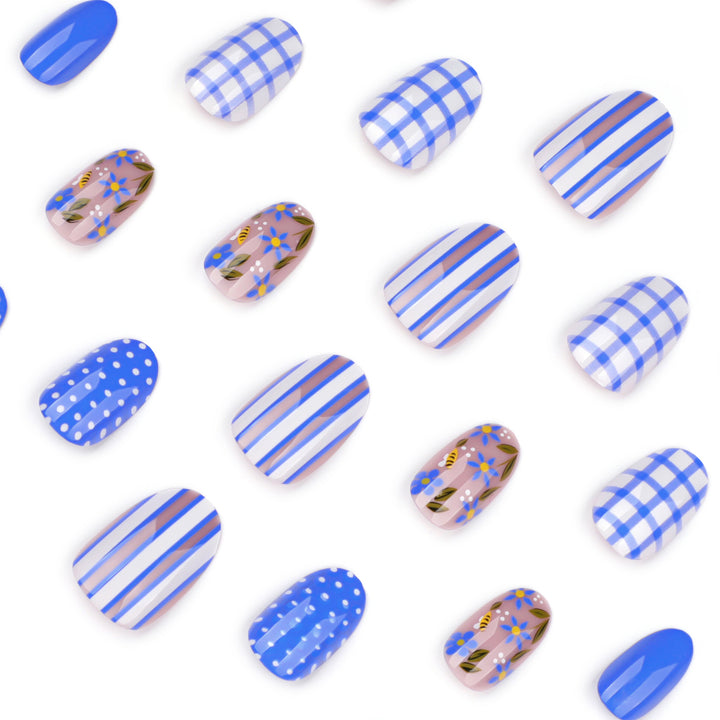 Artful Nail Art with Floral and Geometric Designs Kalsten