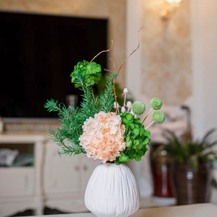 Elegant Floral Decor Arrangement for Stylish Spaces