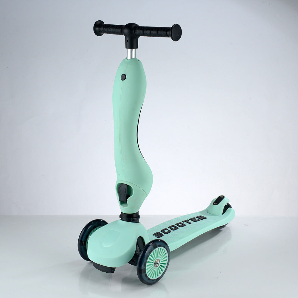 Versatile Three-Wheel Kick Scooter Kalsten