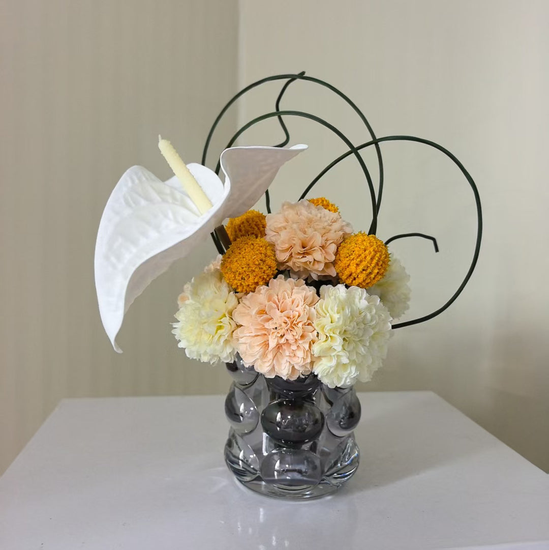 Chic Floral Handheld Bouquet