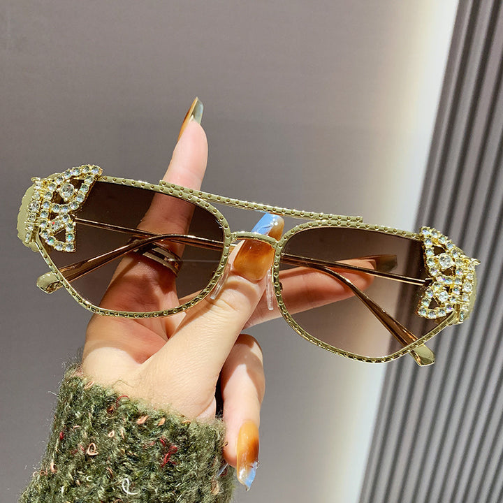 Women's Luxury Sunglasses with Elegant Butterfly Detail Kalsten