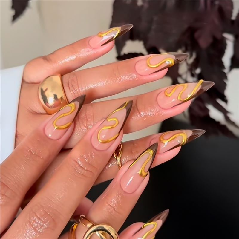 Elegant Stiletto Press-On Nail Art Kalsten