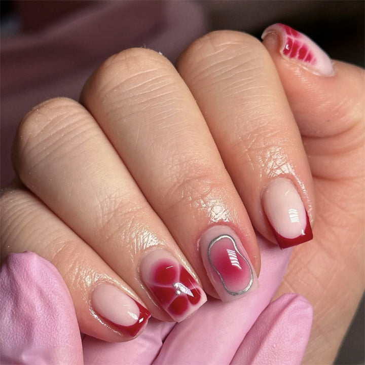 Artful nail art with gradient and glitter Kalsten