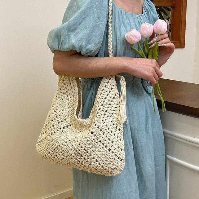 Hand-knotted beach bag with tassels Kalsten