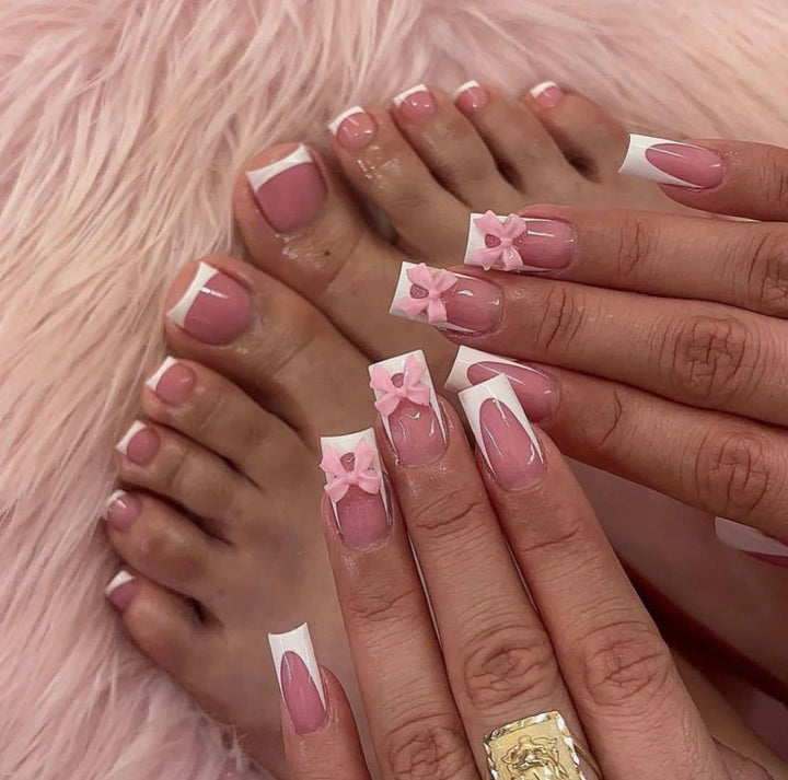 Elegant French Tip Nail Art Set Kalsten