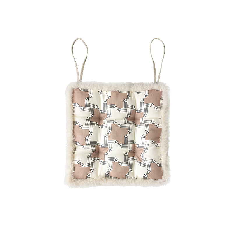 Padded seat cushion with fastening straps, quilted tufting surface and faux fur trim Kalsten