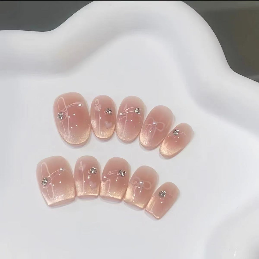 Elegant Artificial Nail Set