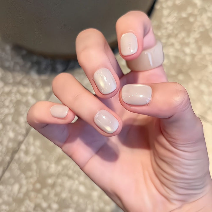 High-gloss artificial nails Kalsten
