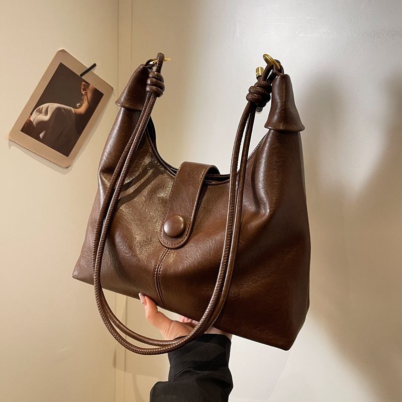 Classic Leather Hobo Bag Kalsten