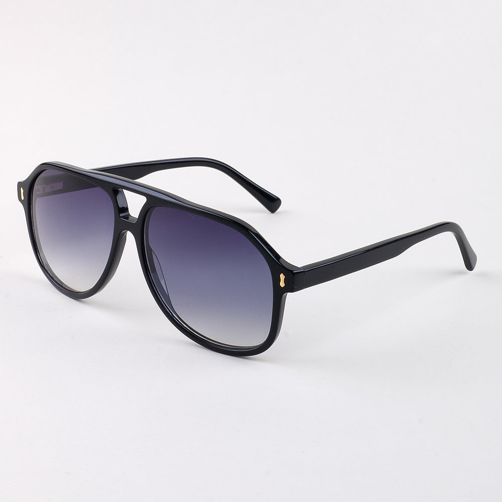 Ladies fashionable sunglasses in contemporary design Kalsten