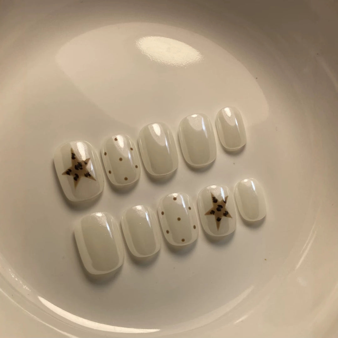 Artistic Star-Patterned Press-On Nails