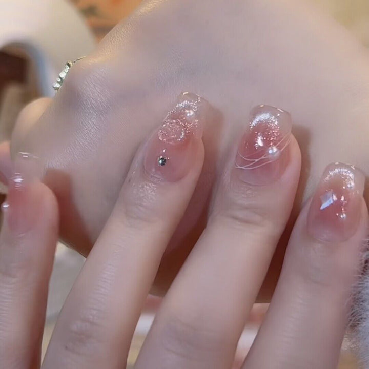 Luxurious Artistic Press-On Nail Set Kalsten
