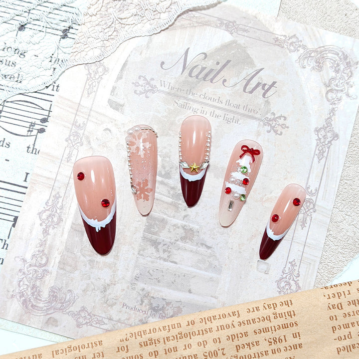 Artificial Christmas art nails with festive design Kalsten