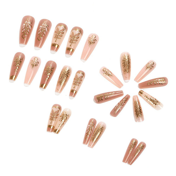 Elegant and artistically designed artificial nails Kalsten