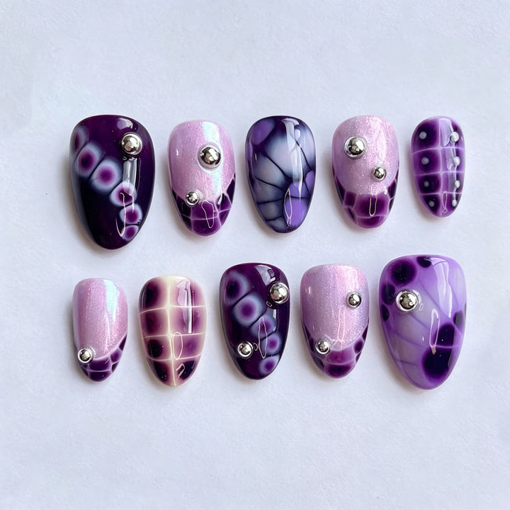Elegant Decorative Press-On Nail Set Kalsten
