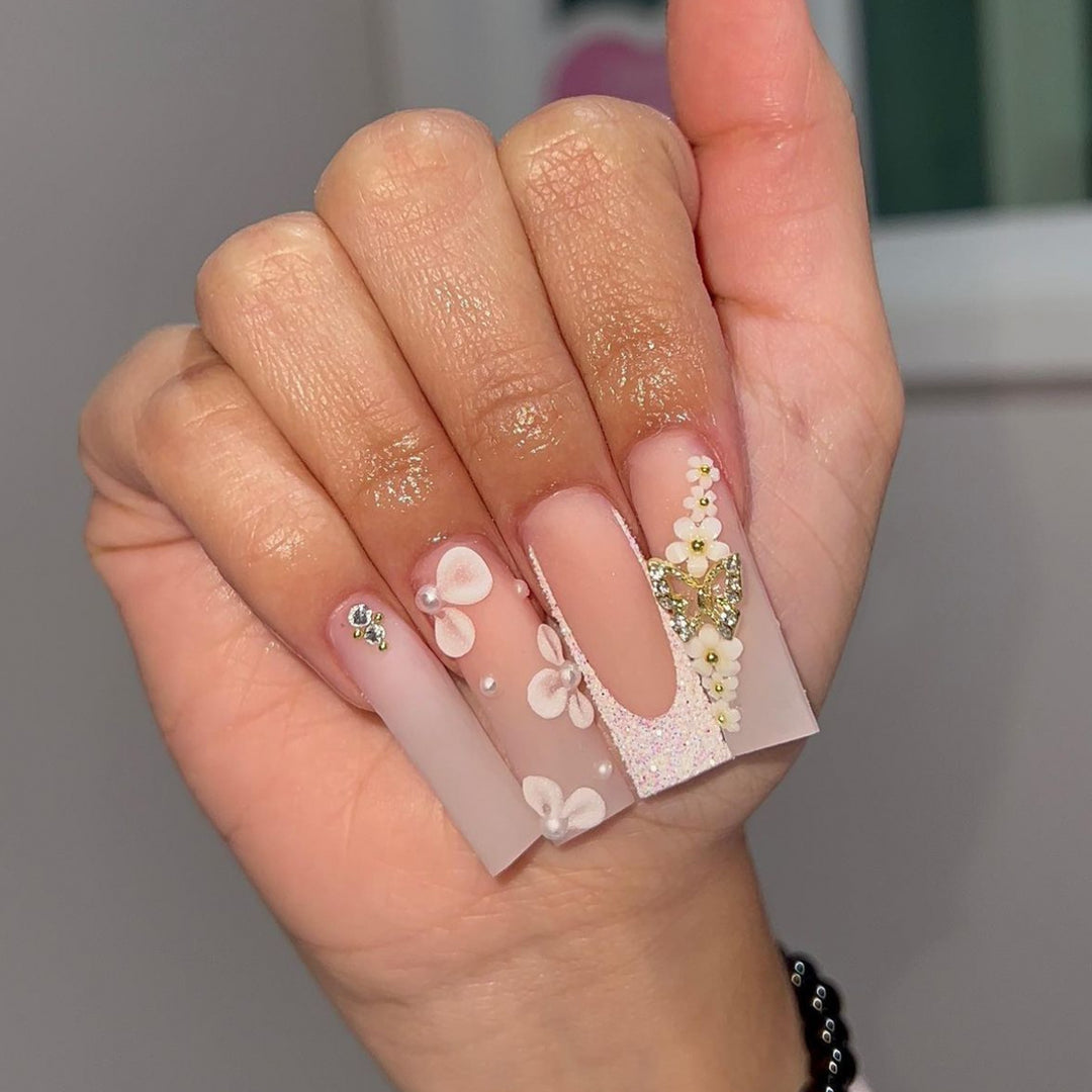 Elegant Heart-Designed Press-On Nail Tips Kalsten
