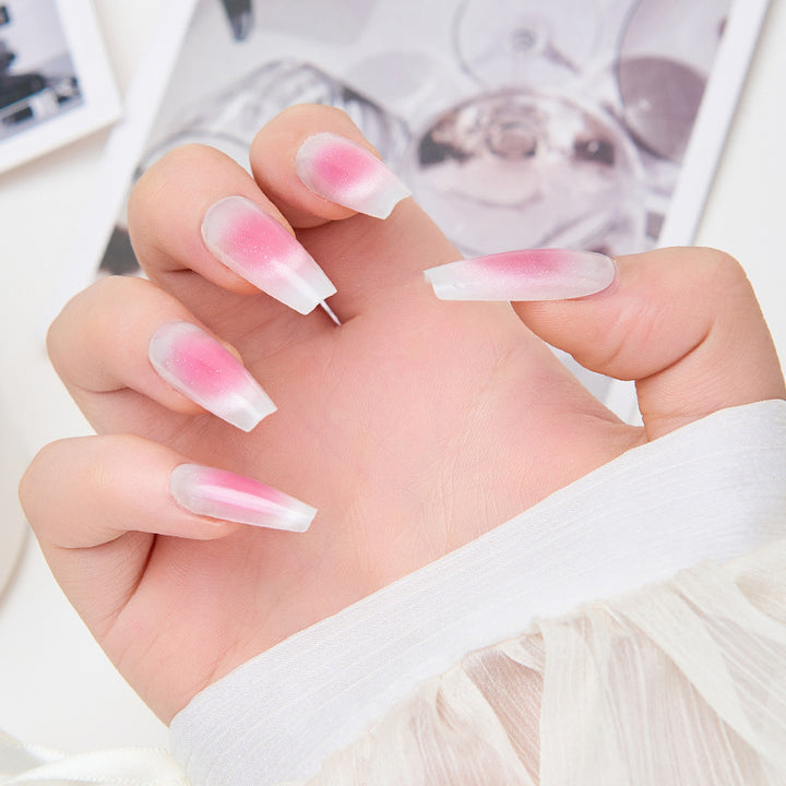Artificial nails with soft ombre effect Kalsten