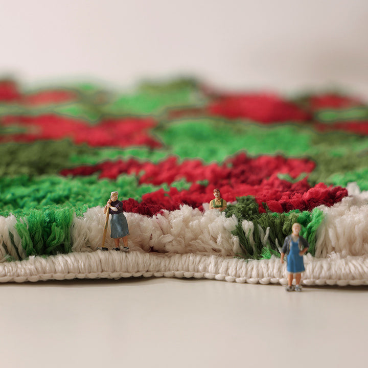 Christmas tree-shaped chenille rug with tufted bow look