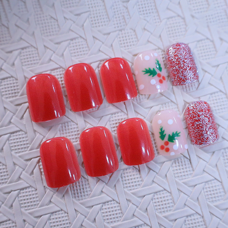 Holiday-Themed Nail Art Kalsten