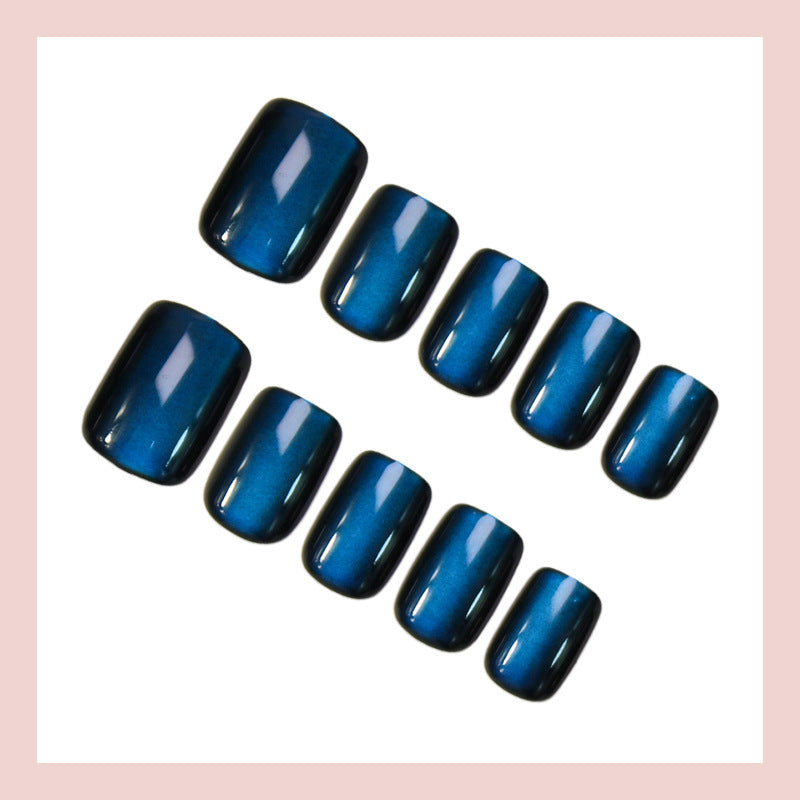 Acrylic nail set with exclusive ombre design and shimmering shine Kalsten