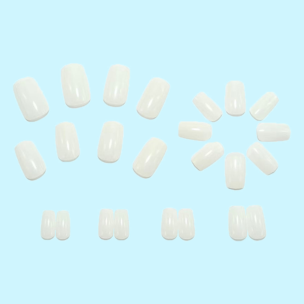 High-Quality Artificial Nails in Elegant French Style Kalsten