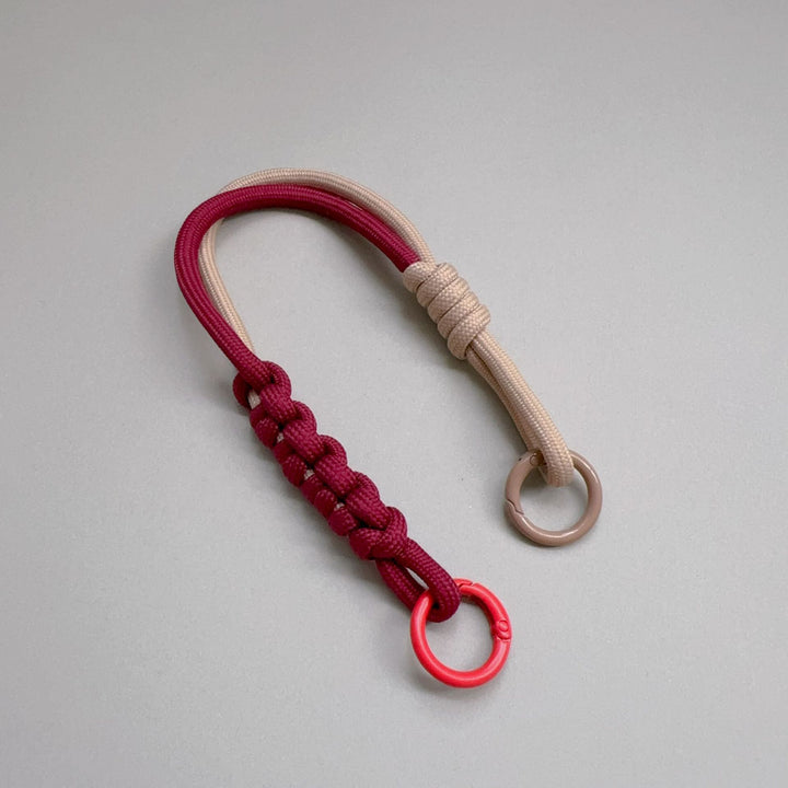 Paracord Keychain Holder Kalsten