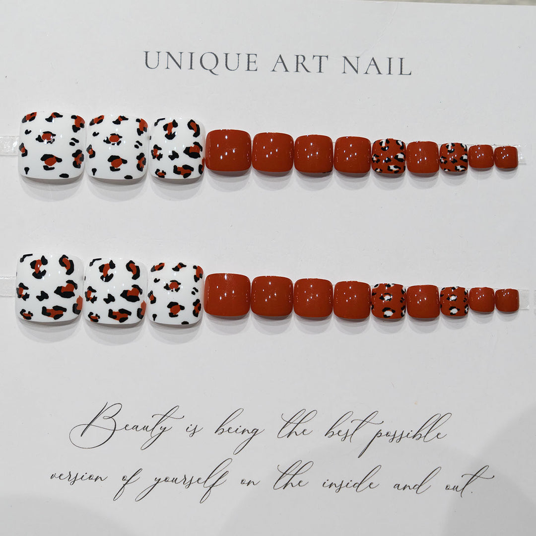 Trendy Animal Print Nail Art
