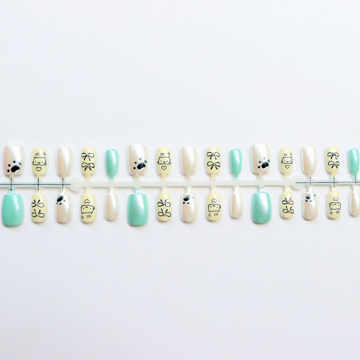 Whimsical Animal-Themed Press-On Nail Art Kalsten