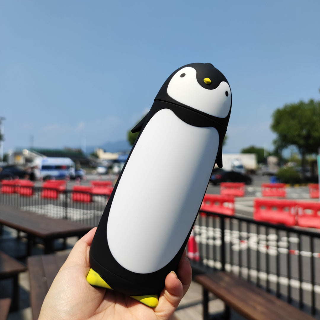 Ladies creative drinking bottle in penguin design Kalsten