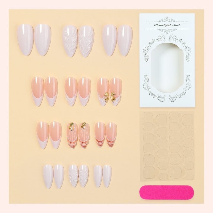 Artificial nail set with playful designs and elegant accents Kalsten