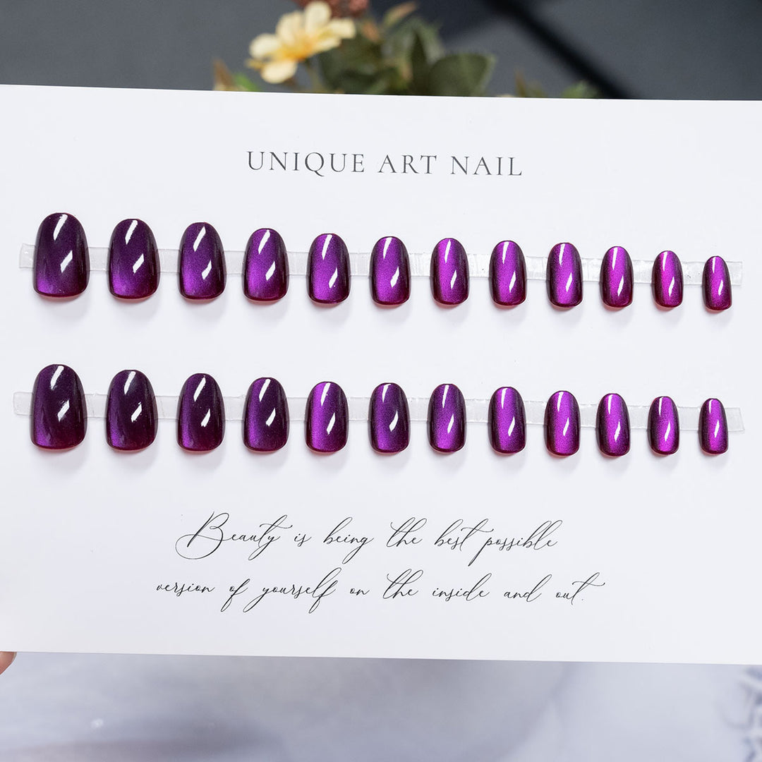 Glossy Press-On Nail Art Set