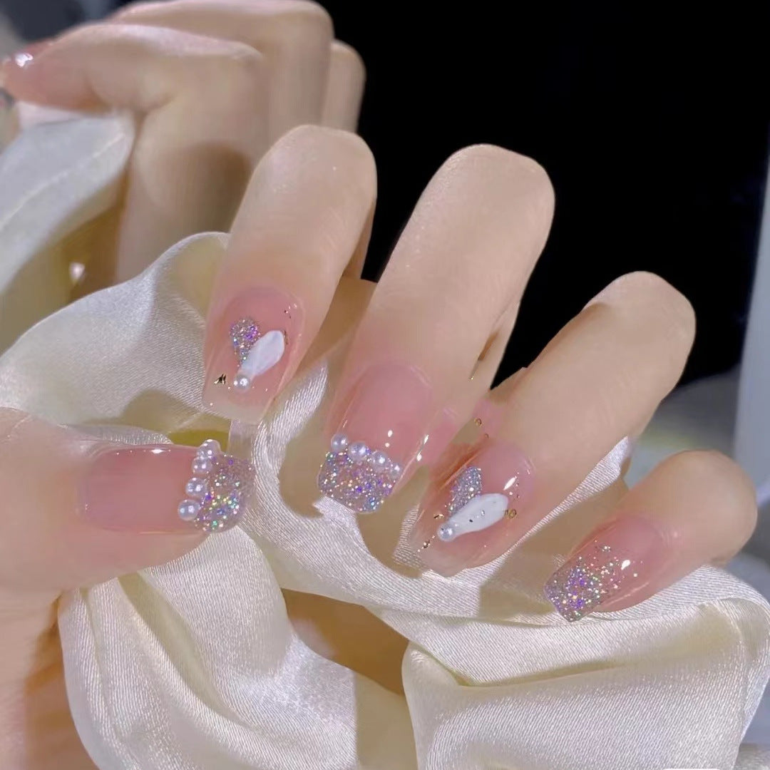 Festive Holiday Themed Press-On Nail Art Kalsten