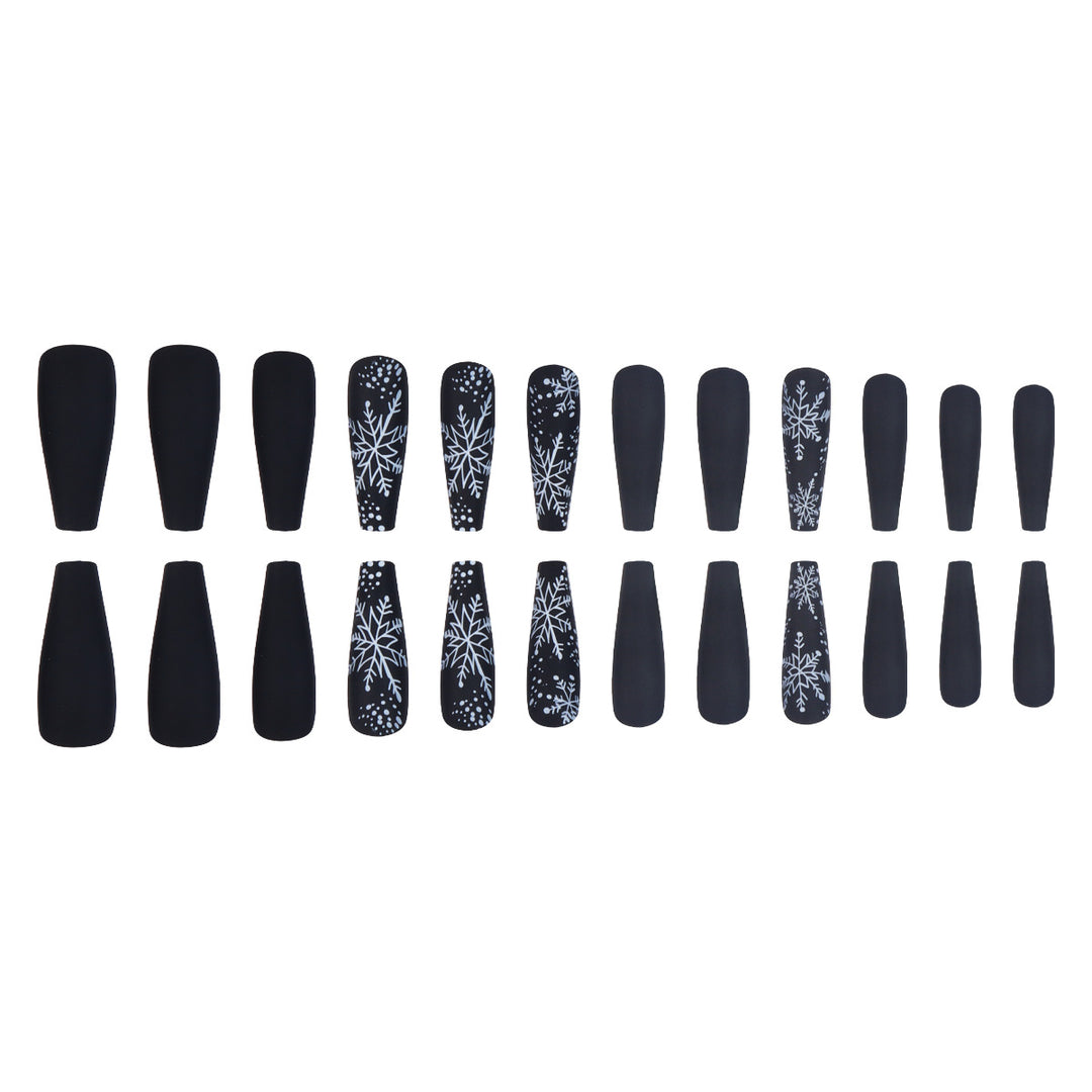 Decorative Snowflake-Themed Nail Art Extensions Kalsten