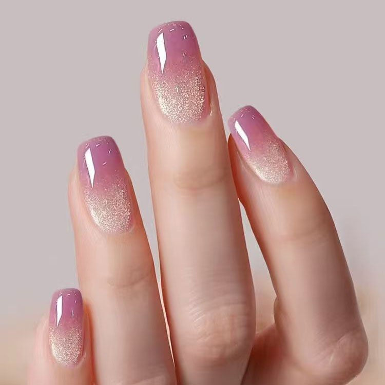 Artificial Nails In Elegant Glitter Finish Kalsten