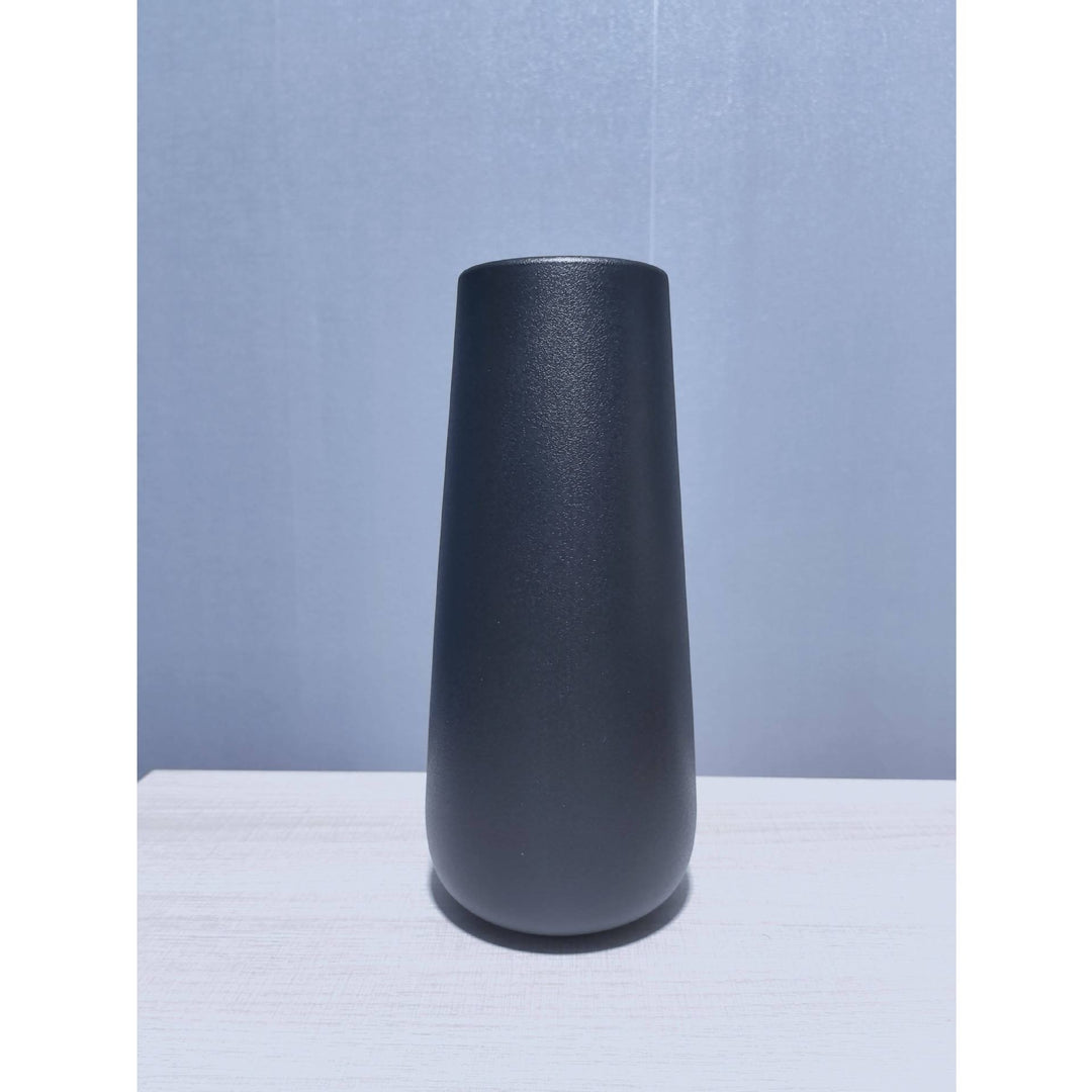 Modern Minimalistic Decorative Vase Kalsten