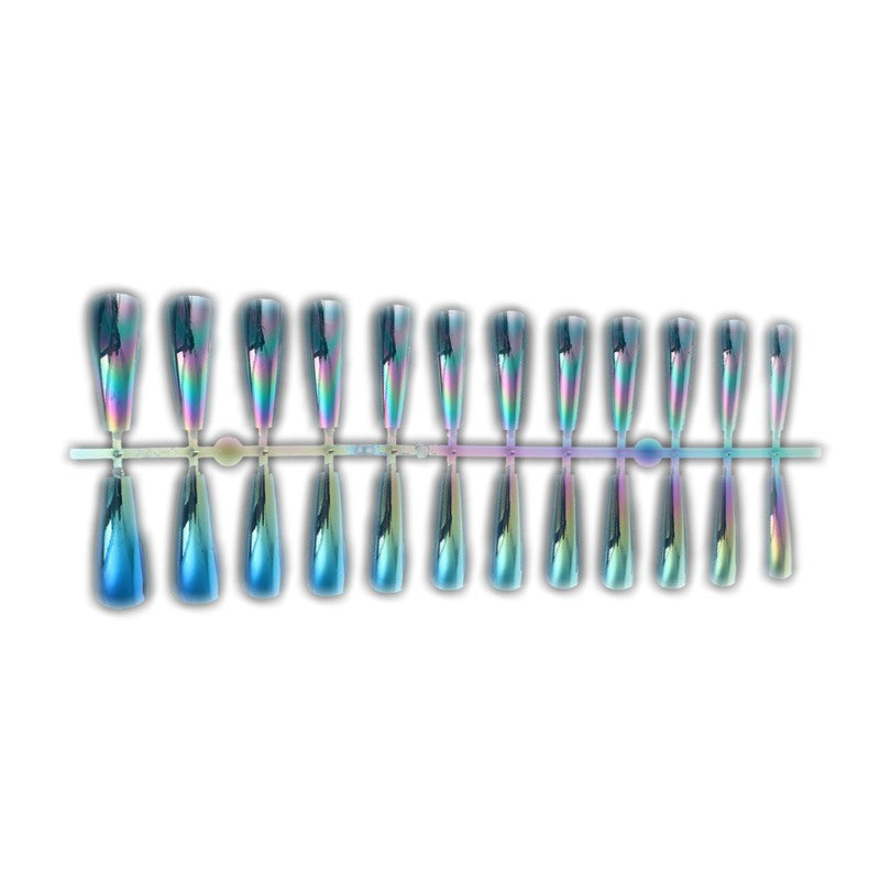 Artifical nails in modern holographic design Kalsten