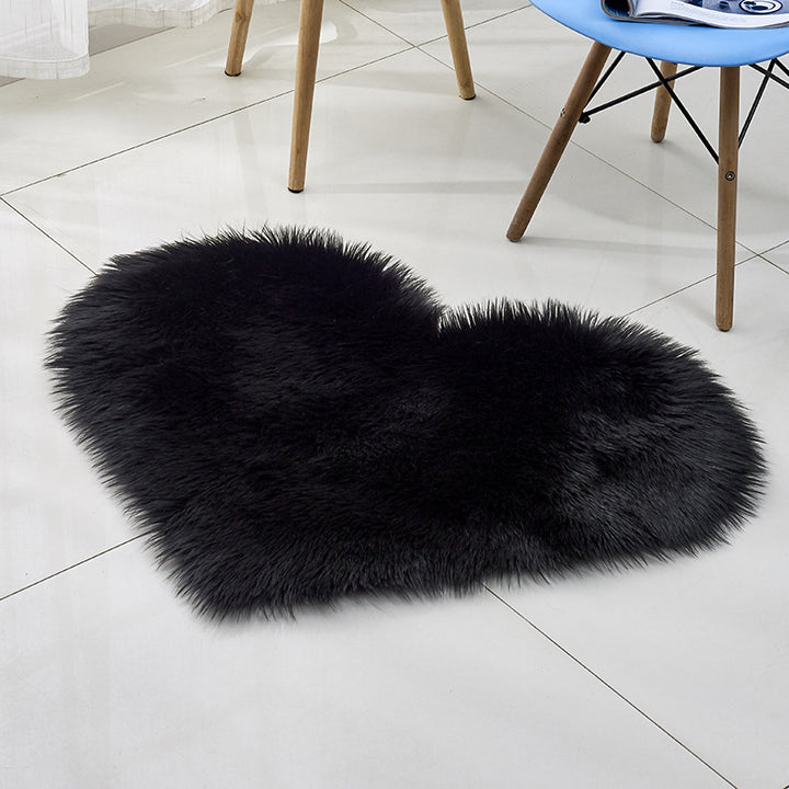 Plush Heart-Shaped Area Rug Kalsten