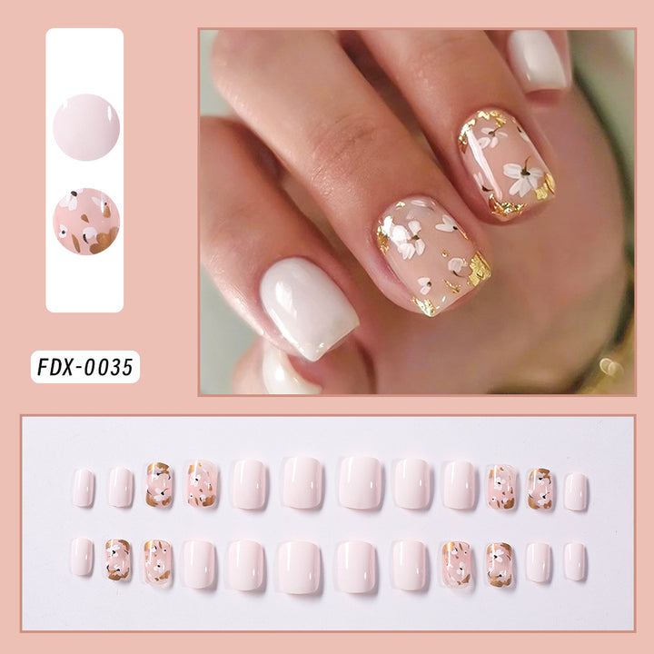Festive Holiday Themed Press-On Nail Set