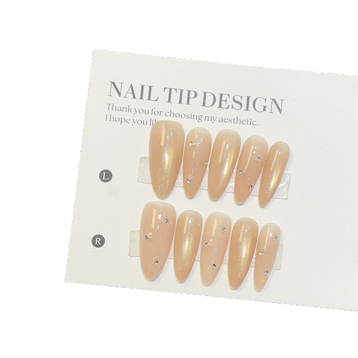 Elegant artificial nails with glitter accents Kalsten