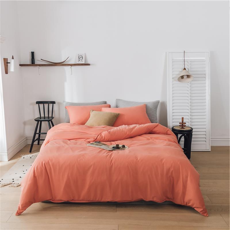 Bedding set made of breathable cotton percale with temperature-regulating processing