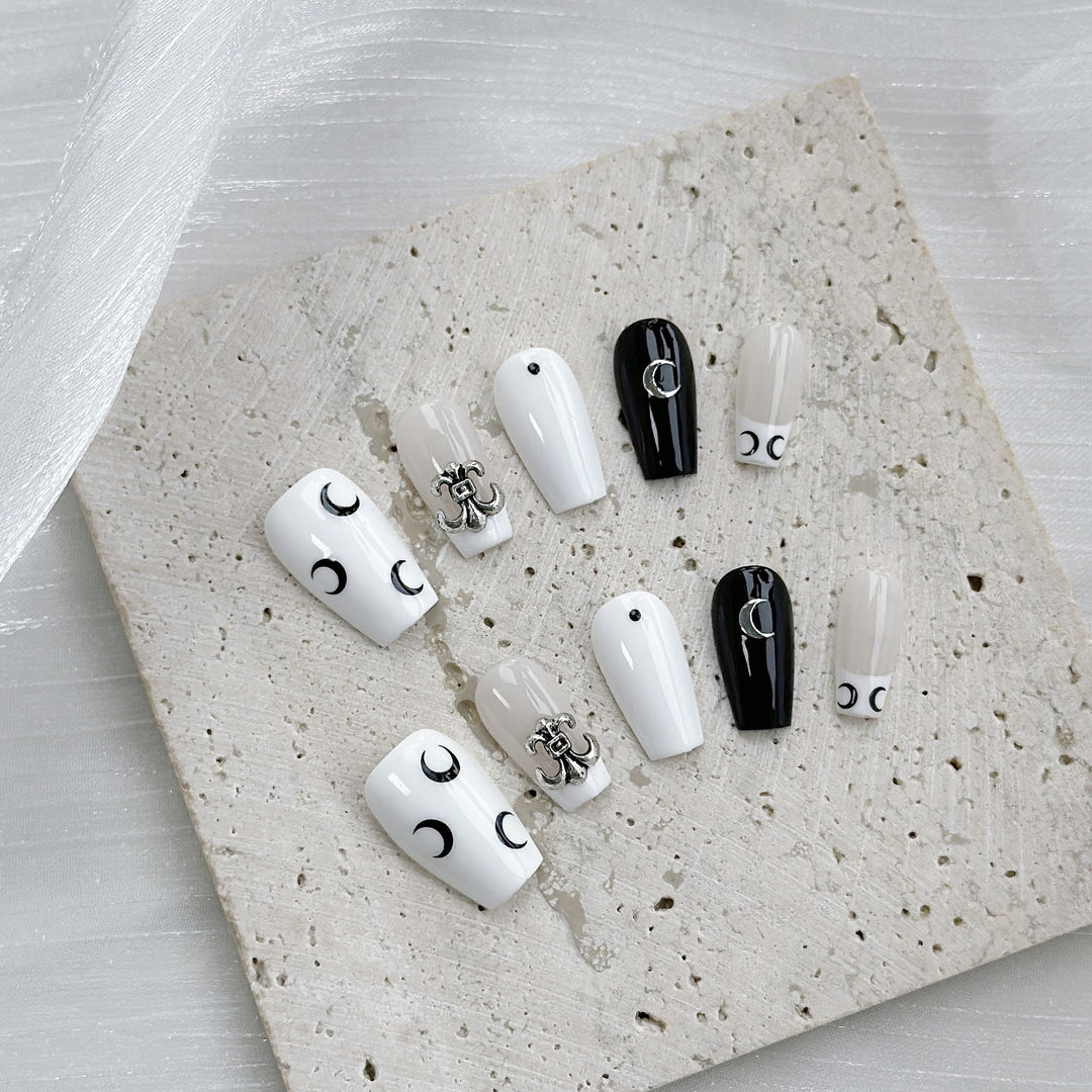 Butterfly-Embellished Press-On Nail Set