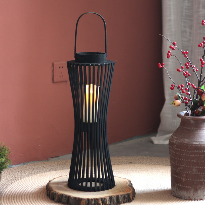Elegant lantern made of woven wood Kalsten