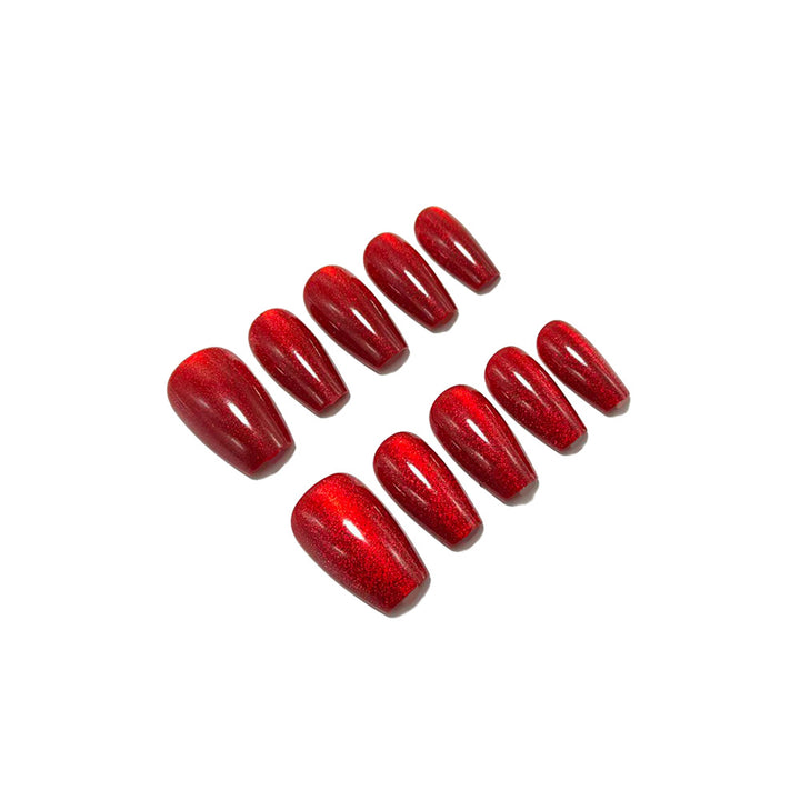 Sparkling Artificial Nails In Elegant Design Kalsten