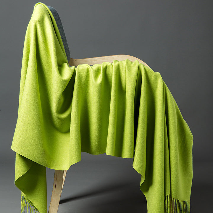 Luxurious Cashmere-Blend Throw Blanket