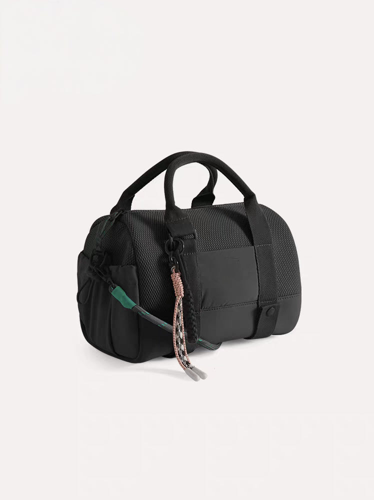 Practical sports bag with mesh structure and removable shoulder strap Kalsten
