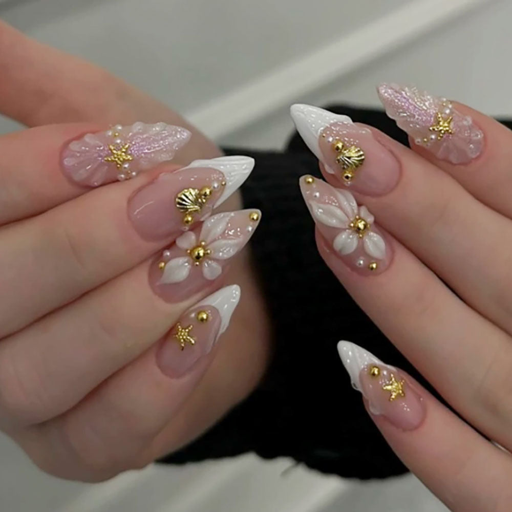 Artistic Summer-Themed Press-On Nails